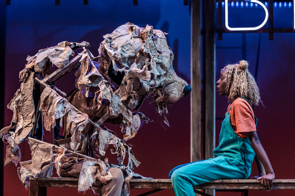 Photo Flash: First Look at MR. GUM AND THE DANCING BEAR at the National Theatre Image