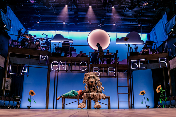 Photo Flash: First Look at MR. GUM AND THE DANCING BEAR at the National Theatre Image