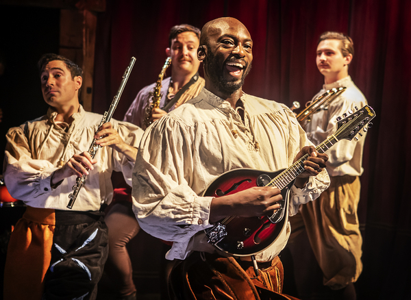 Photo Flash: First Look at KISS ME, KATE at The Watermill Theatre 