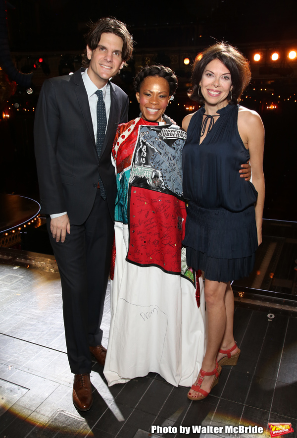 Exclusive Photo Coverage: Bahiyah Hibah Takes Home the Legacy Robe for MOULIN ROUGE! Image