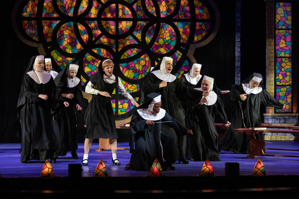 Photo Flash: SISTER ACT At Arizona Broadway Theatre Is Fabulous Baby! Image