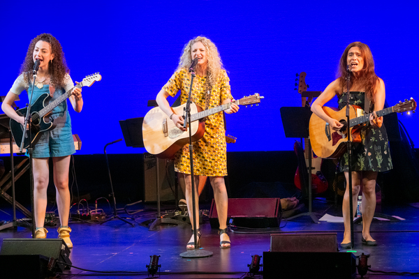 Photo Flash: Teal Wicks, Bonnie Milligan & More Sing in NYMF's INTERSECTING CHORDS Image
