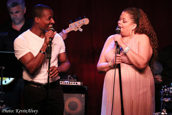 Photo Flash: Natalie Douglas Returns To Broadway at Birdland Image
