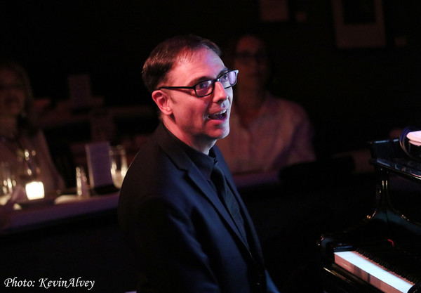 Photo Flash: Natalie Douglas Returns To Broadway at Birdland Image