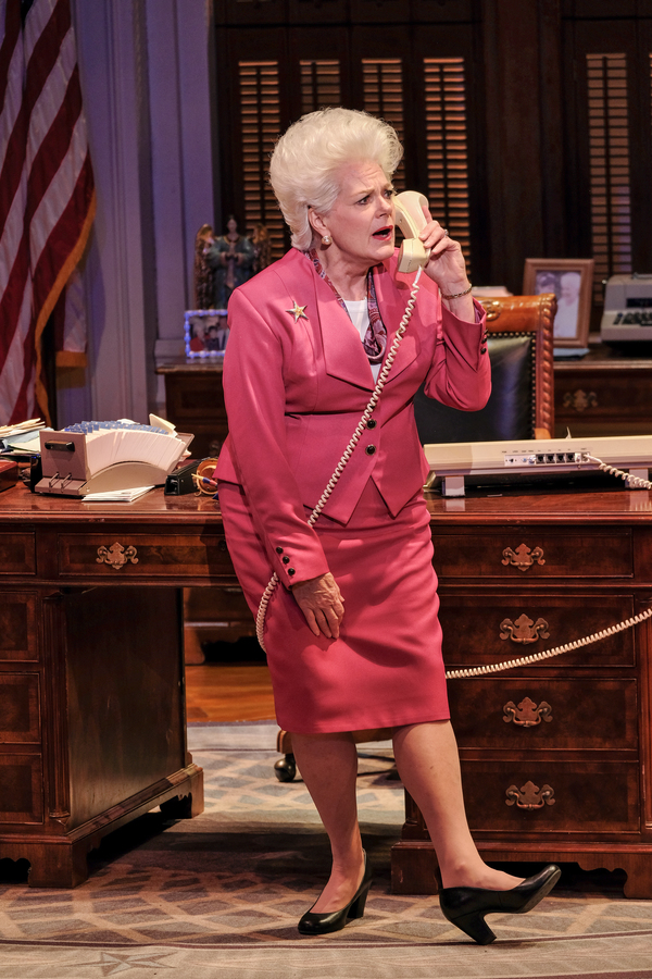 Photo Flash: Libby Villari Stars in Holland Taylor's ANN 