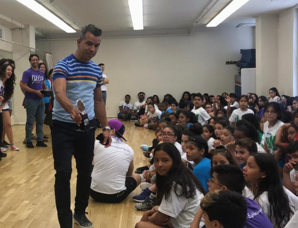 Photo Flash: Tony Award-Winner Sergio Trujillo Visits R.Evolución Latina's Summer Camp Image