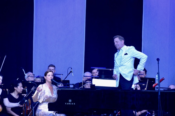 Photo Coverage: Sarah McLachlan Appears With Steven Reineke and the New York Pops at Forest Hills Image