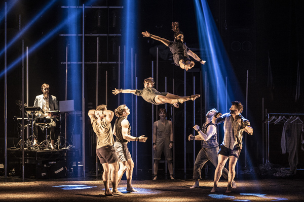 Edinburgh 2019 Bww Review Gravity And Other Myths