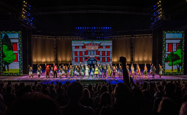 Photo Flash: The Muny's MATILDA Doesn't Let Little Stop Them  Image