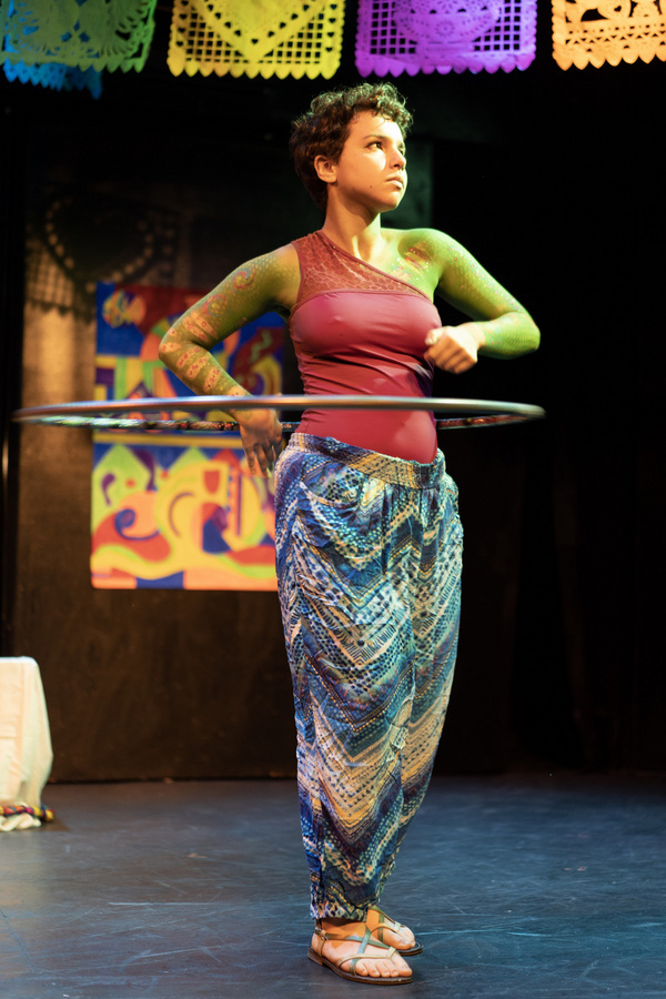 Photo Flash: First Look At SUENO DE UNA NOCHE DE VERANO At The Kraine Theater 