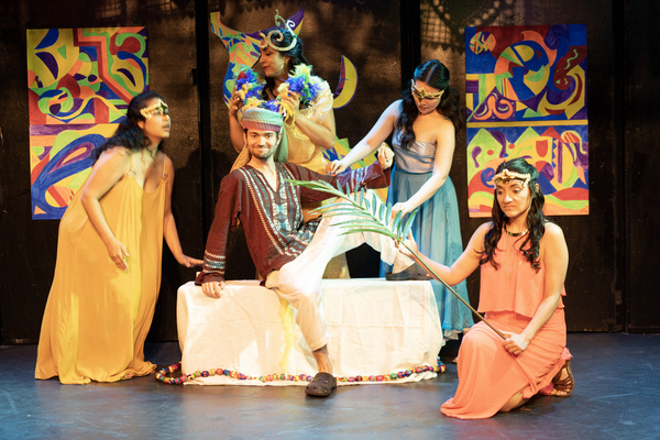 Photo Flash: First Look At SUENO DE UNA NOCHE DE VERANO At The Kraine Theater 