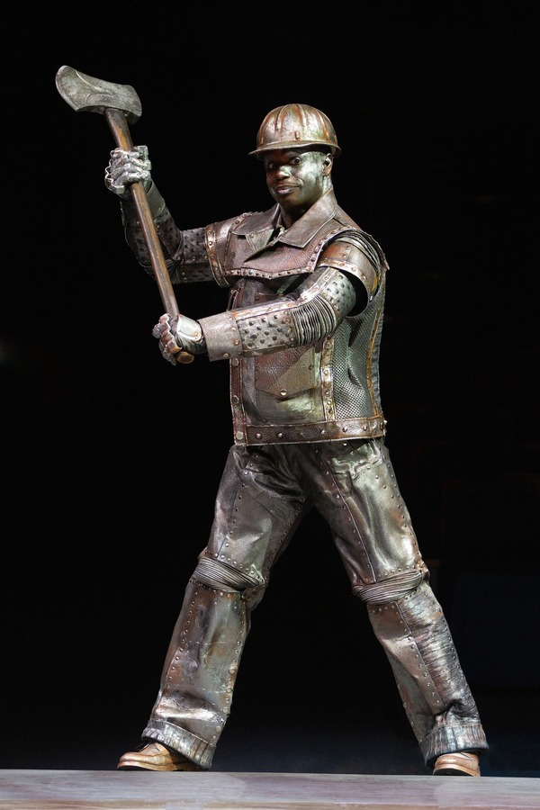 Photo Flash: Get A First Look At THE WIZ At Broadway at Music Cricus Image