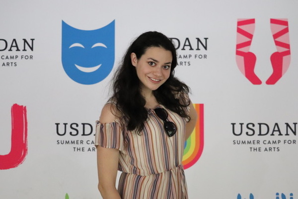 Photo Flash: UN Celebrity Youth Activist and International Recording Artist Meredith O'Connor Connects With Usdan Summer Camp for the Arts Campers 