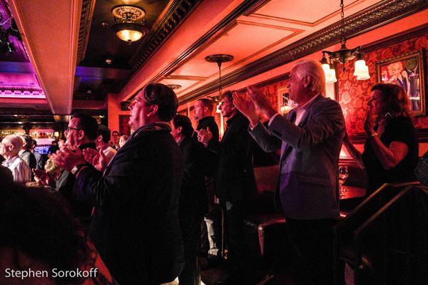 Review: Barry Manilow, Michael Feinstein, Marilyn Maye Attend Lorna Luft's Opening at Feinstein's/54 Below 