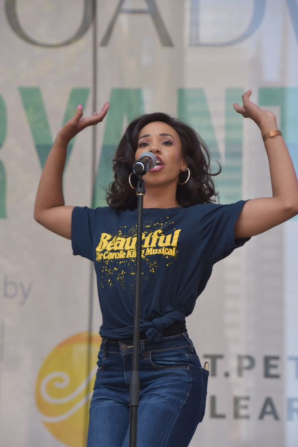 Photo Coverage: OKLAHOMA!, PRETTY WOMAN & More Sing Out at Broadway in Bryant Park Image