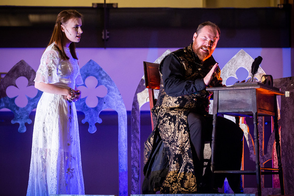 Photo Flash: Brown Box Theatre Project Brings MEASURE FOR MEASURE Across Massachusetts Image