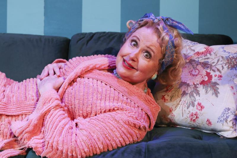 Review: SIDEKICKED at Cape May Stage Image