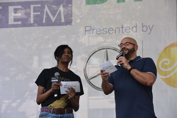 Photo Coverage: Casts of TOOTSIE, MEAN GIRLS and More Sing Out in Bryant Park! Image