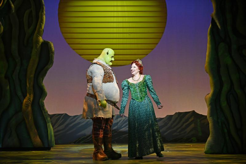 Review: 3-D Theatricals' Revisit with SHREK Offers Colorful Cheeky Fun 