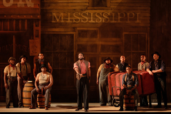 Photo Flash: Get A First Look At Glimmerglass Festival's Production Of SHOW BOAT Image