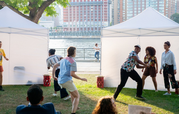 Photo Flash: Rude Grooms's ROMEO AND JULIET Opens Tonight In Astoria Park Image