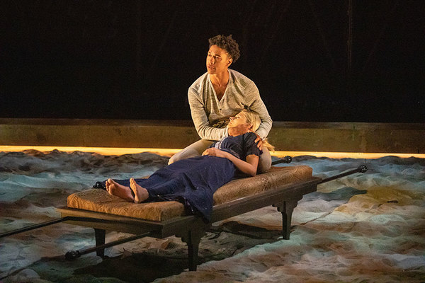 Photo Flash: First Look At ROMEO & JULIET At The Old Globe 