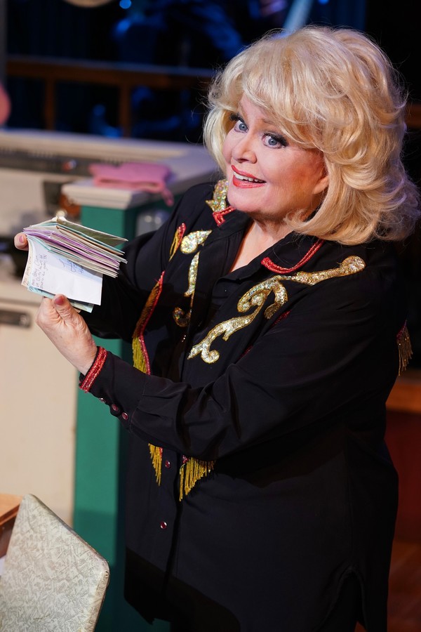 Sally Struthers Credits Bio News More Broadway World Hot Sex Picture