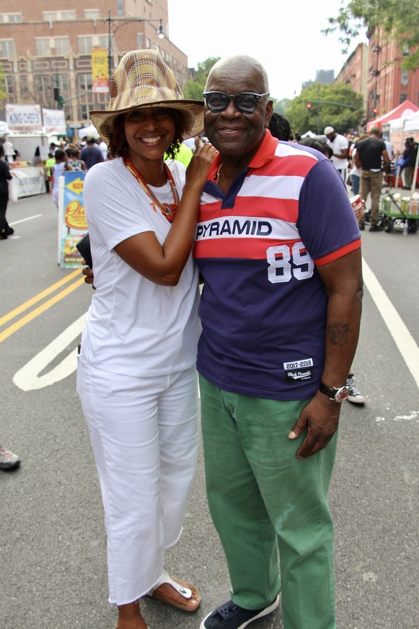 Photo Flash: THE MOTH Pops Up at Harlem Week 