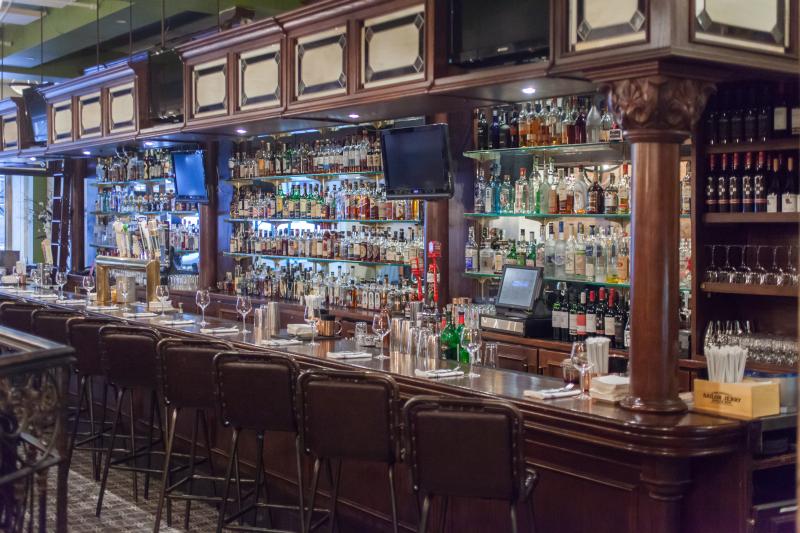 Review: CROTON RESERVOIR TAVERN in Midtown is Your Go-To for Great Meals, Drinks, and More 