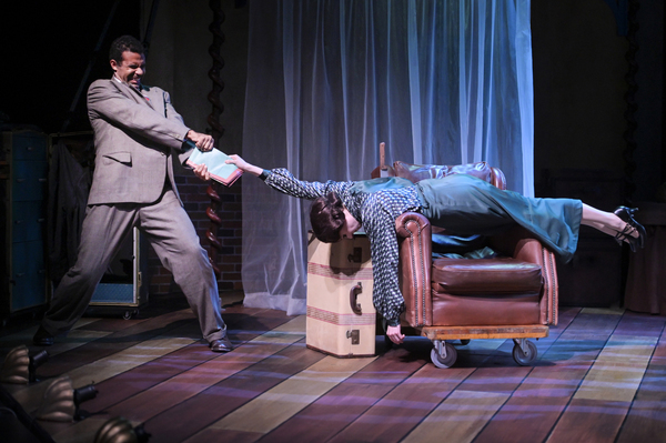 Photo Flash: First Look at TheatreWorks' THE 39 STEPS 