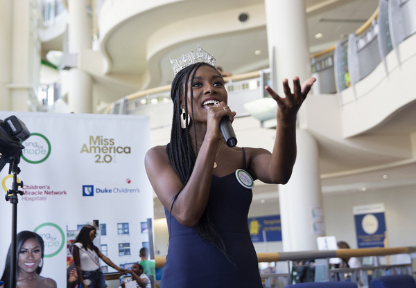 Photo Flash: Miss America And Sing For Hope Bring Joy And Healing To Young Patients 