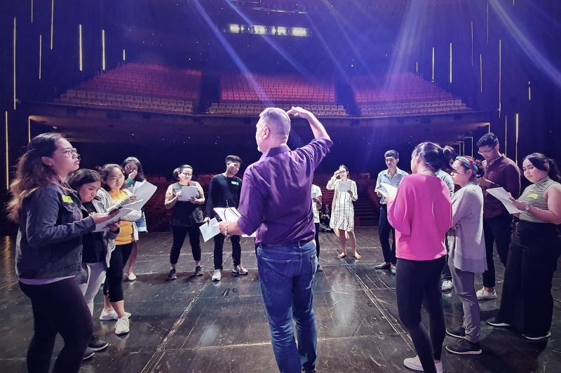 UK's Shakespeare Rose Theatre Holds First Boot Camp in PH; MACBETH, A MIDSUMMER NIGHT'S DREAM Play for One Week, Sept. 17-22  Image