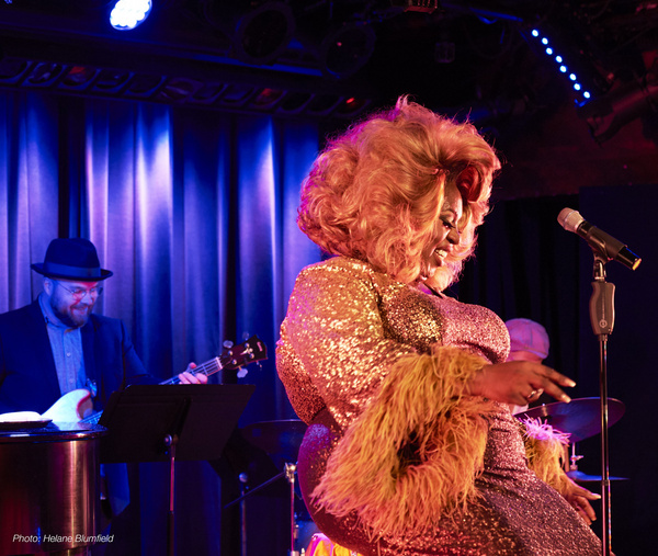 Photo Flash: Latrice Royale Returns To The Laurie Beechman Theatre Image