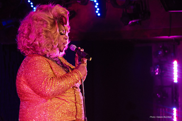Photo Flash: Latrice Royale Returns To The Laurie Beechman Theatre 