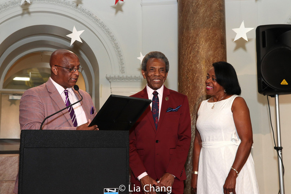 Photo Flash: Andre De Shields Receives Key To The City Of Baltimore Image
