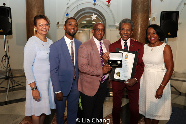 Photo Flash: Andre De Shields Receives Key To The City Of Baltimore Image