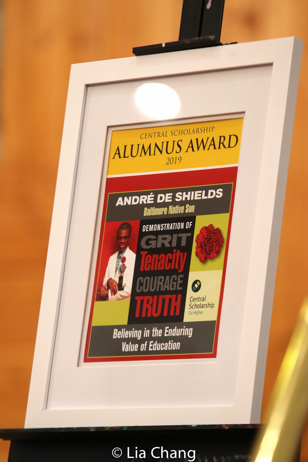Photo Flash: Andre De Shields Receives Key To The City Of Baltimore Image