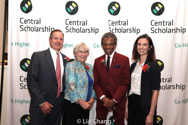 Photo Flash: Andre De Shields Receives Key To The City Of Baltimore Image
