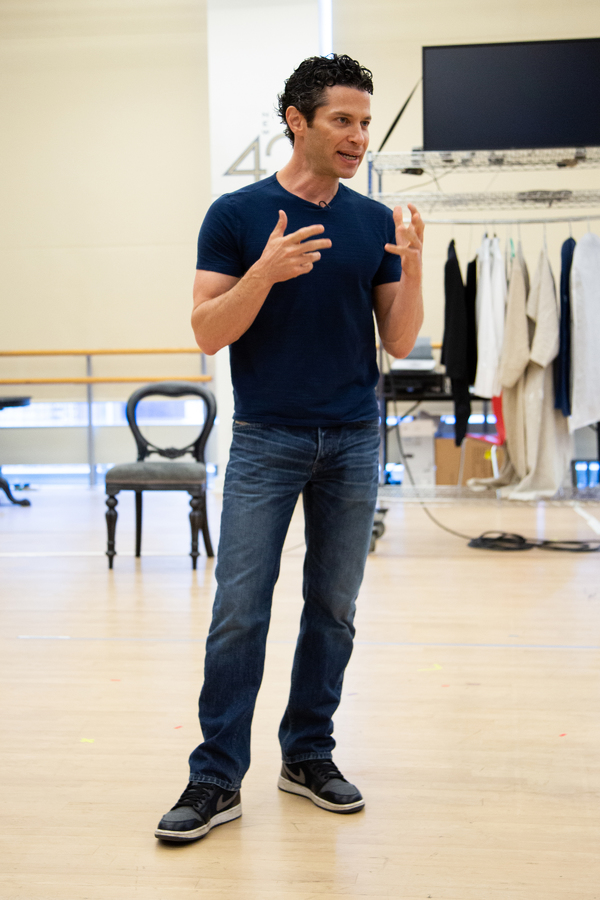 Photo Coverage: Derren Brown Previews Broadway-Bound SECRET! Image