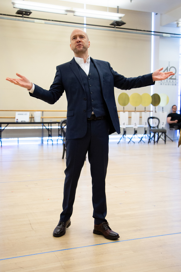 Photo Coverage: Derren Brown Previews Broadway-Bound SECRET! Image