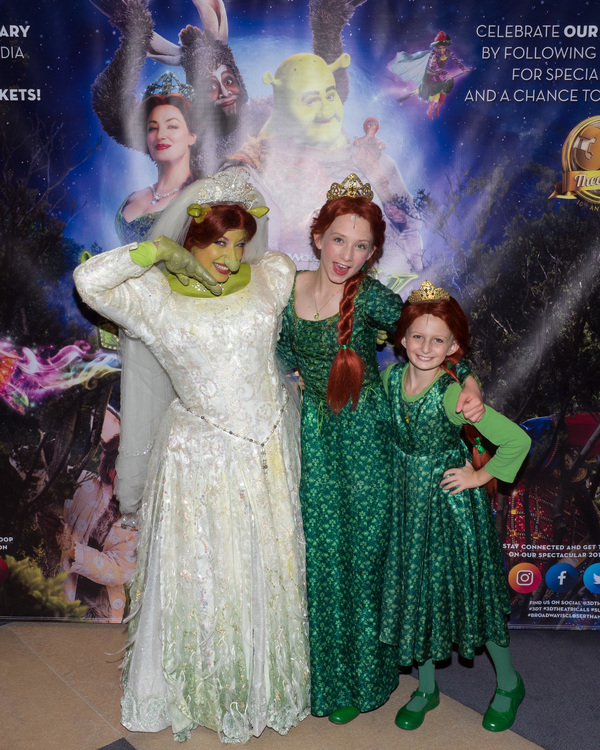 Photo Coverage: Curtain Call And Meet And Greet Of 3-D Theatricals' SHREK Image