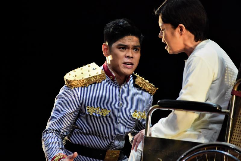 Photo Coverage: Monique Wilson, Arman Ferrer Lead MABINING MANDIRIGMA; Show Closes Sept. 1 Image