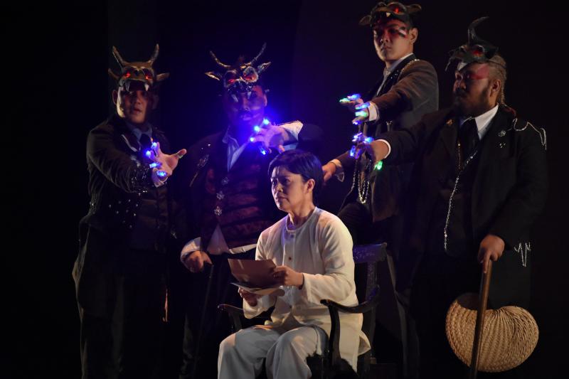Photo Coverage: Monique Wilson, Arman Ferrer Lead MABINING MANDIRIGMA; Show Closes Sept. 1 Image