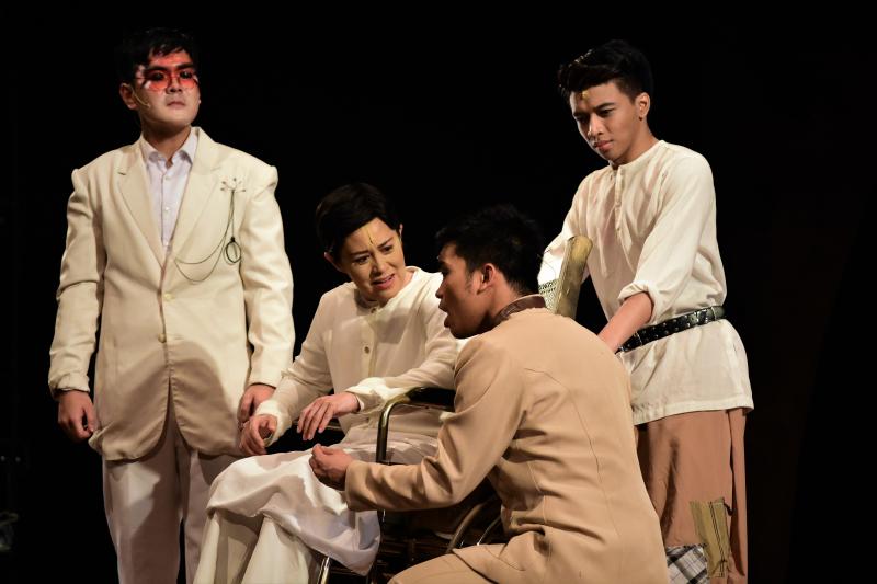 Photo Coverage: Monique Wilson, Arman Ferrer Lead MABINING MANDIRIGMA; Show Closes Sept. 1 Image