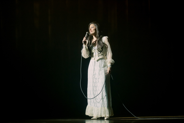 Photo Flash: Get a First Look at PATSY & LORETTA Starring Megan Hilty and Jessie Mueller Image