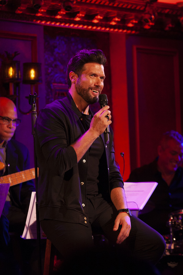 Photo Flash: Mauricio Martinez Returns to 54 Below Image