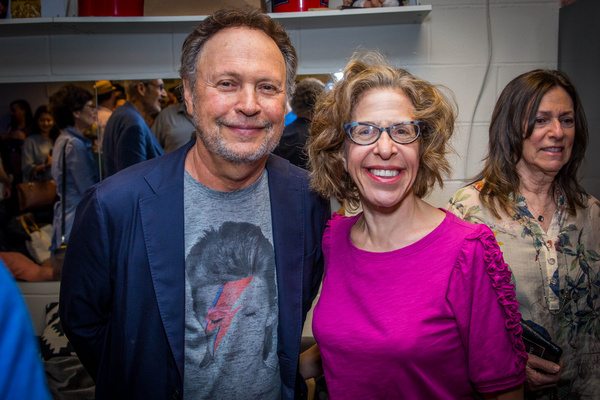 Photo Flash: Billy Crystal Visits FIDDLER ON THE ROOF in Yiddish Image