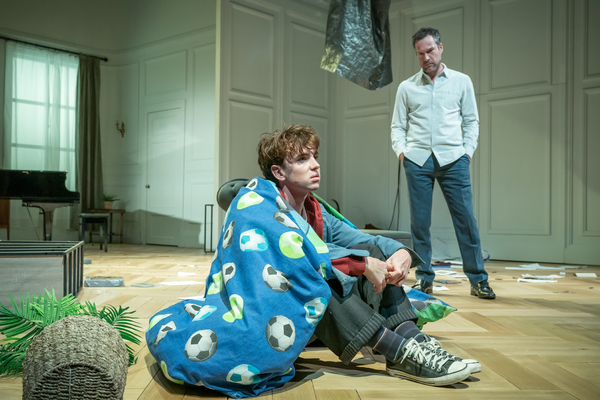 Photo Flash: First Look at Amanda Abbington and the Cast of THE SON Image