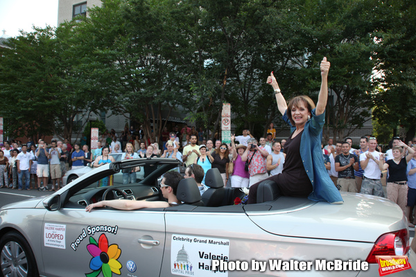 Photo Coverage: Remembering Valerie Harper Image