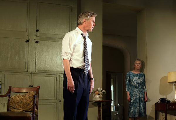 Photo Flash: First Look at Lindsay Duncan and Alex Jennings in HANSARD at the National Theatre Image